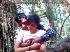 INDIAN GIRLFRIEND BOOBS PRESS AND KISS OUTDOOR JUNGLE